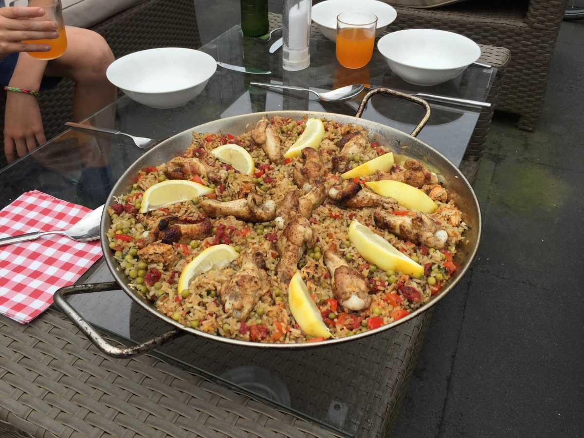 Chicken paella from the&nbsp;grill